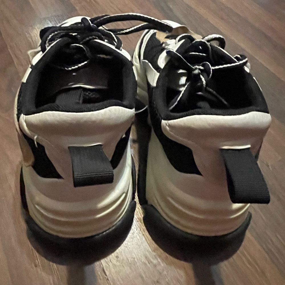 Steve Madden Men's Athletic Sneakers Colorblock Lace Up Black White Beige - Picture 4 of 5